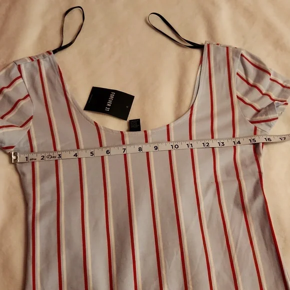 Women's Junior Size Medium, Casual Sexy, Fitted, Bodycon Dress - Picture 4 of 5